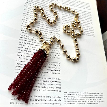 Colar Esferas Tassel Vinho