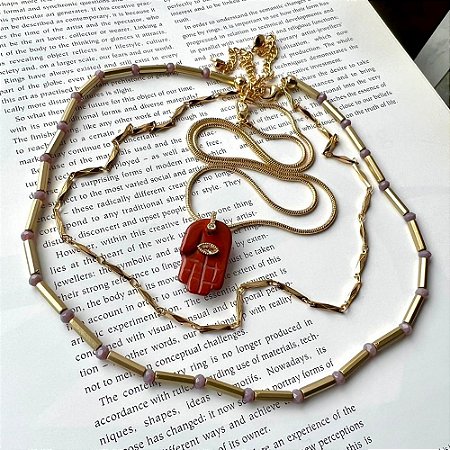 Colar Triplo Mão Dourado