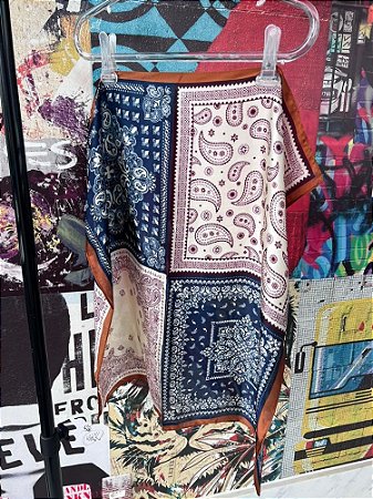 Lenço Cetim Paisley Marrom Marinho