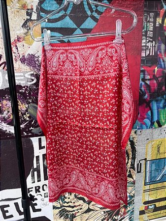 Lenço Cetim Paisley Vermelho