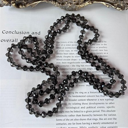 Colar Longo Cristais Fumê