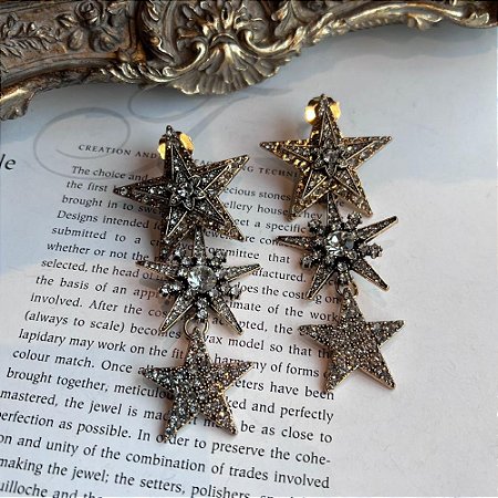 Maxi Brinco Estrelas Dourado
