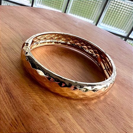 Bracelete Fino Textura Dourado