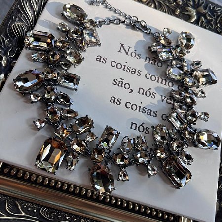 Maxi Colar Pedras Chatons Champagne