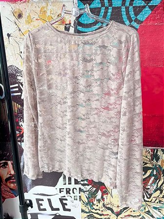 Blusa Renda Nude Cinza