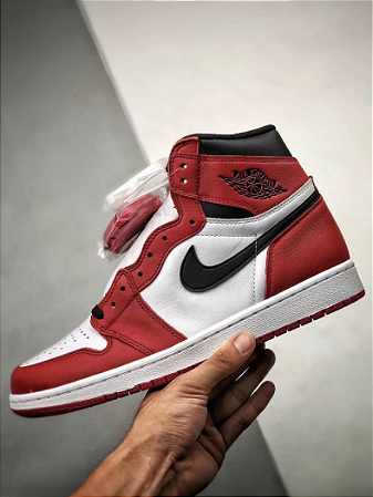 Tênis Nike Air Jordan 1 Retro High OG Chicago Lost and Found