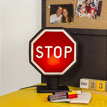 Luminária Placa Stop Usare