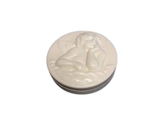 Sabonete Barra Nacional Anjo 130gr Perfumare – cheio de estilo e personalidade