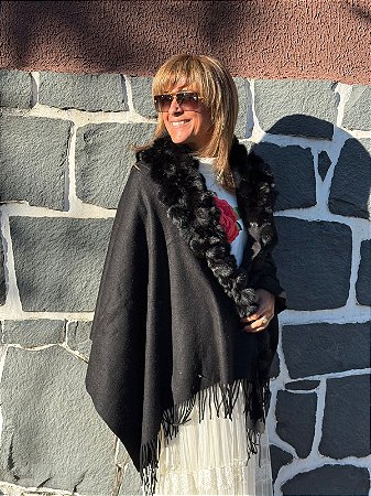Pashmina Luxo Cashmere com Apliques de Pele Natural