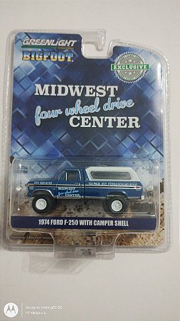 Greenlight 1974 Ford F-250 With Camper Shell