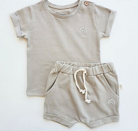Conjunto cinza