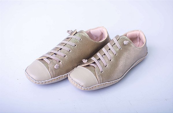 Tênis Feminino Conforte em Couro