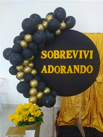ADICIONAR ARCO DE BALÕES COM COR METÁLICA