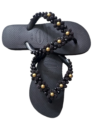 Chinelo havaianas top decorados preto com dourado