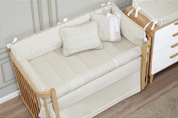 (Peça de mostruário) Kit berço Batistela baby Blosson renda e linho