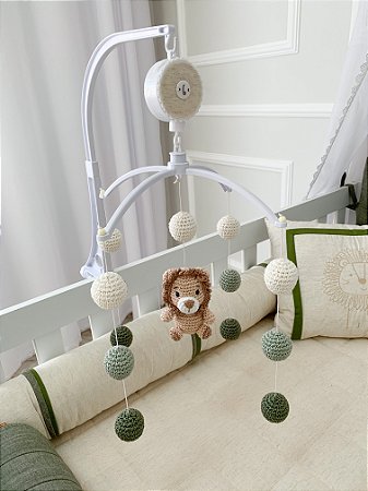 Móbile de berço leão safari amigurumi musical