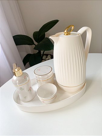 Kit higiene floral com filete de ouro 5 peças