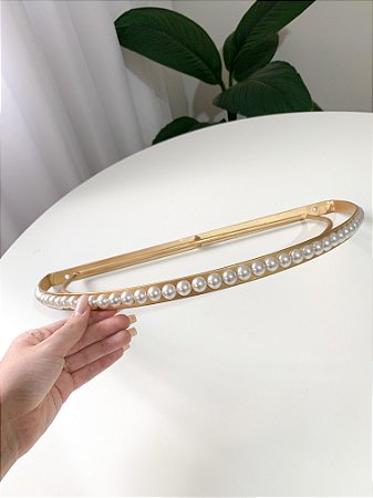 Dossel dourado fino com pérolas