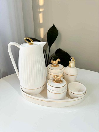 Kit higiene branco cavalo dourado com filete de ouro 6 peças