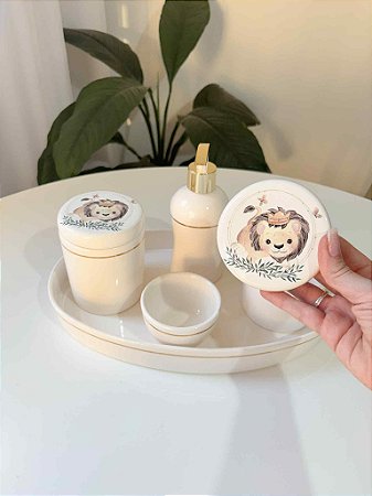 Kit higiene branco leãozinho leão safari com filete de ouro 5 peças
