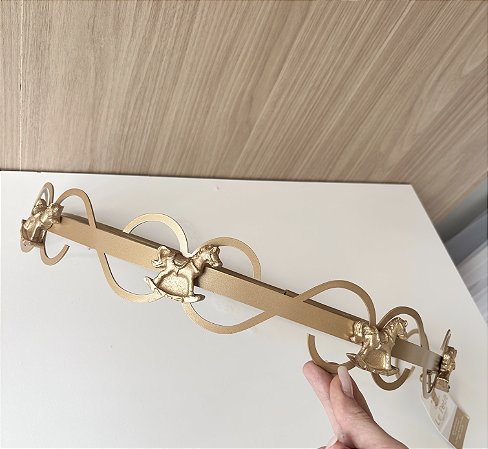 Dossel dourado cavalos cavalinho arabesco