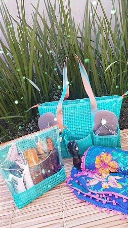 Kit de praia com bolsa, necessaire e canga saída de praia