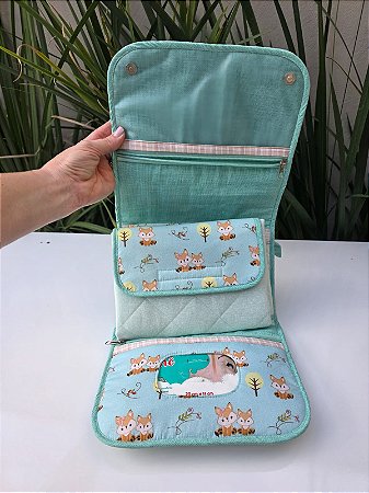 Necessaire do bebê com trocador