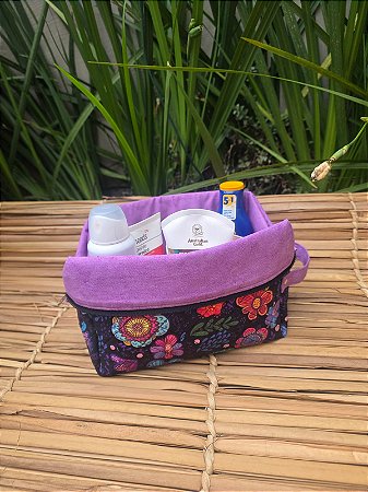 Necessaire box cestinha