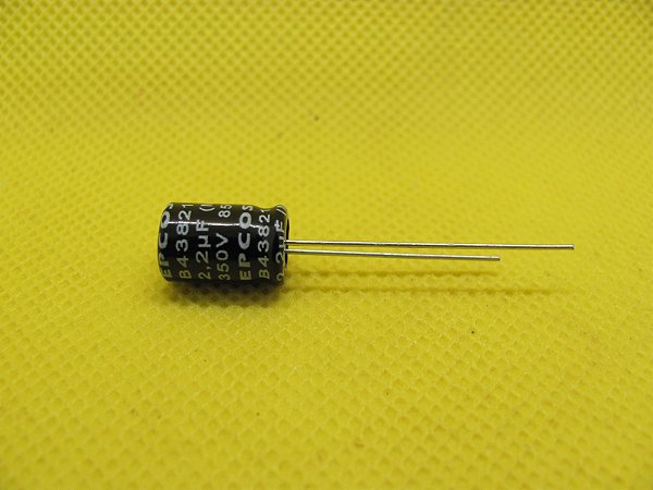 B43821A4225M0 2,2uF X 350V  8X11,5