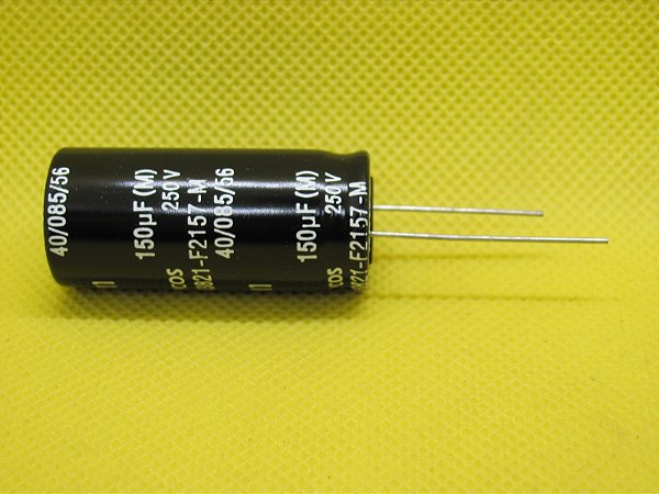 B43821F2157M0 150uF X 250V  18X40