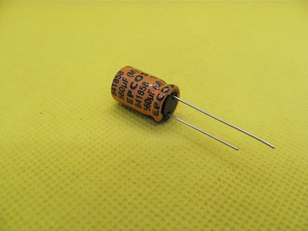 V-B41858C5567M 560uF X 25V 10X16