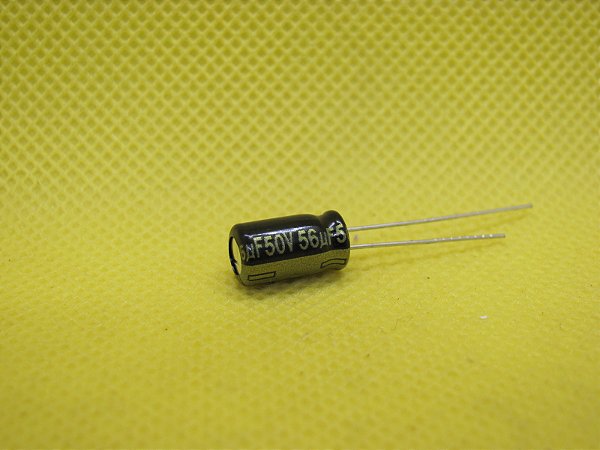 Capacitor Eletrolítico radial 56uF X 50V 6 x 11