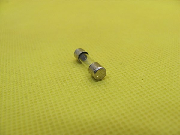 RF0315B0G4A0 - FUSÍVEL DE VIDRO 3,15A 250V gL/gG