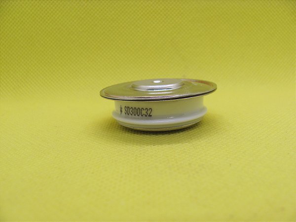 SD300C32 EQ