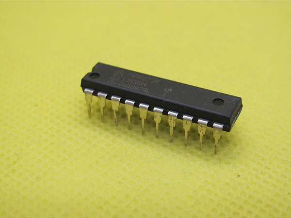 74HC273N