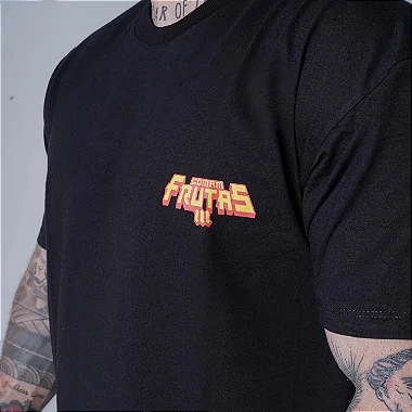 Camiseta Oversized Comam Frutas Box Preto