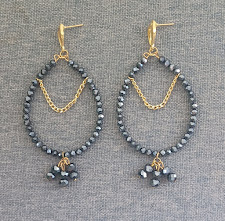 Brinco Gota Azul Metálico