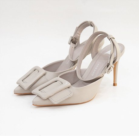 CHANEL ALTO COURO FIVELA