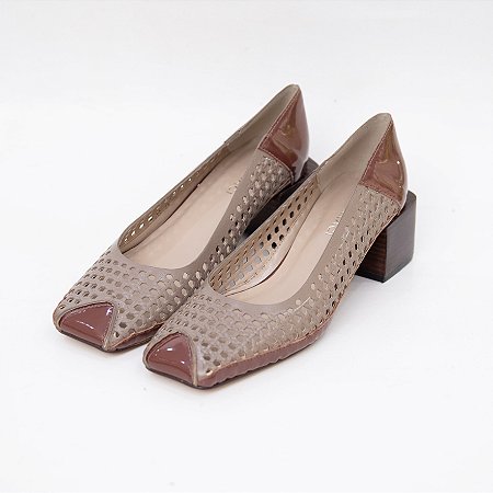 SCARPIN COURO VERNIZ TRAMADO