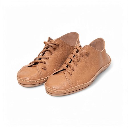 TENIS COURO LISO