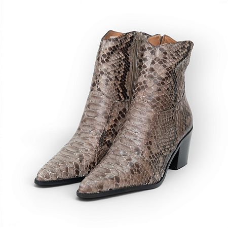 BOTA PYTHON ANZETUTTO