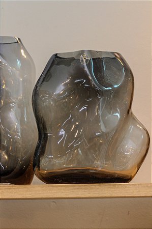 Vaso de vidro cinza 22x19x11