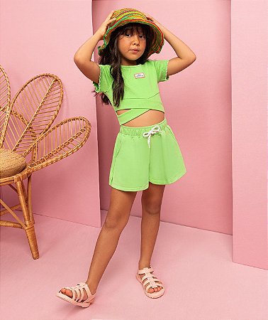 Conjunto Camiseta + Shorts Verde Maçã