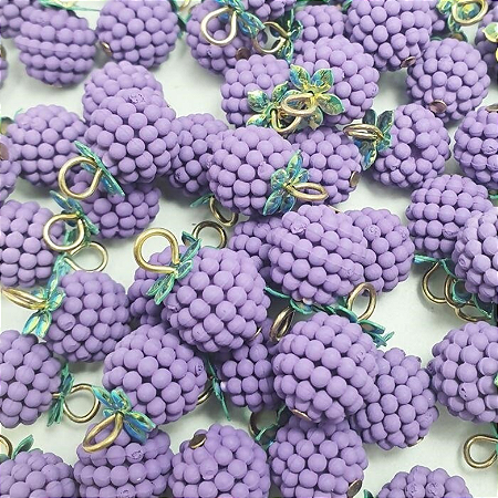 Berloque fruta para colar