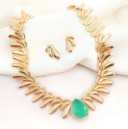Conjunto Dourado com pedra fusion esmeralda colombiana