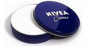 hidratante em lata da nivea