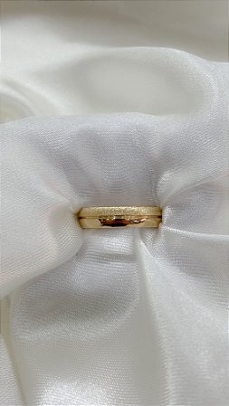 Par Aliança Ouro 18k, Abaulada detalhe diamantado