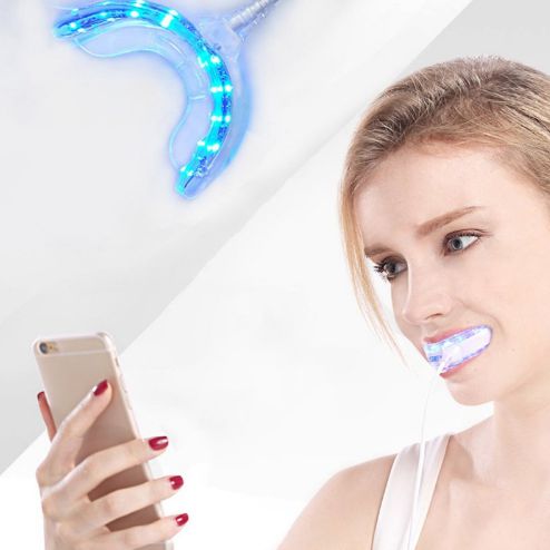 Emissor de Luz para Clareamento Dental a Laser Com Moldeira embutida / Funcionamento via USB Celular