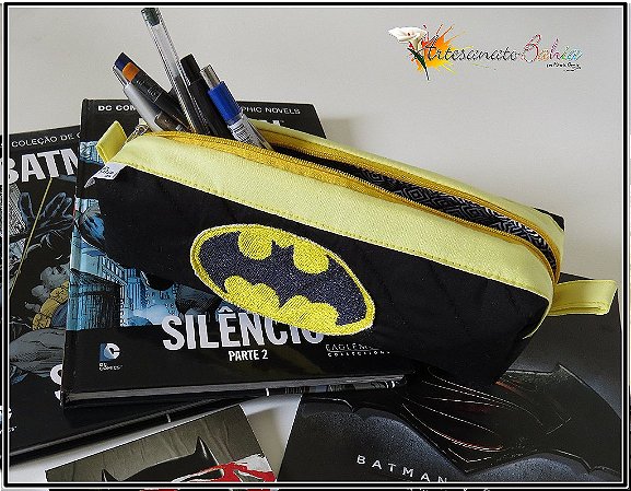 Estojo College Multiuso- Logo Batman