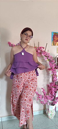 Cropped babados roxo